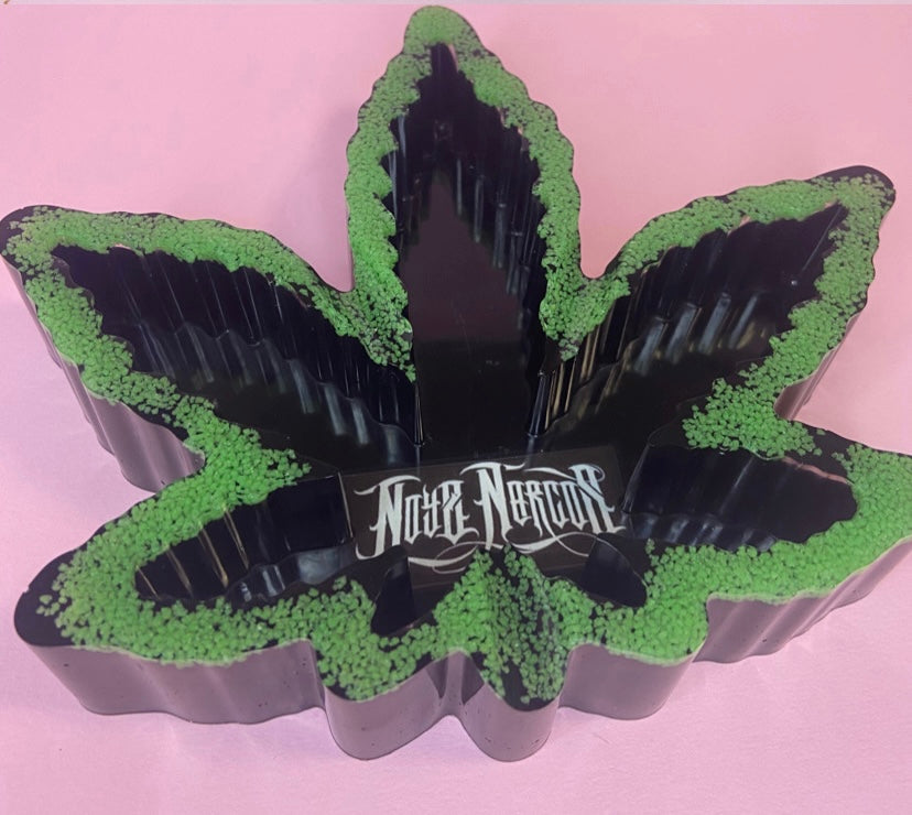 DA PERSONALIZZARE! Posacenere foglia