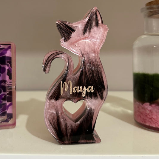 Personalizza qui la tua statuina gatto con nome e pelo 🐾