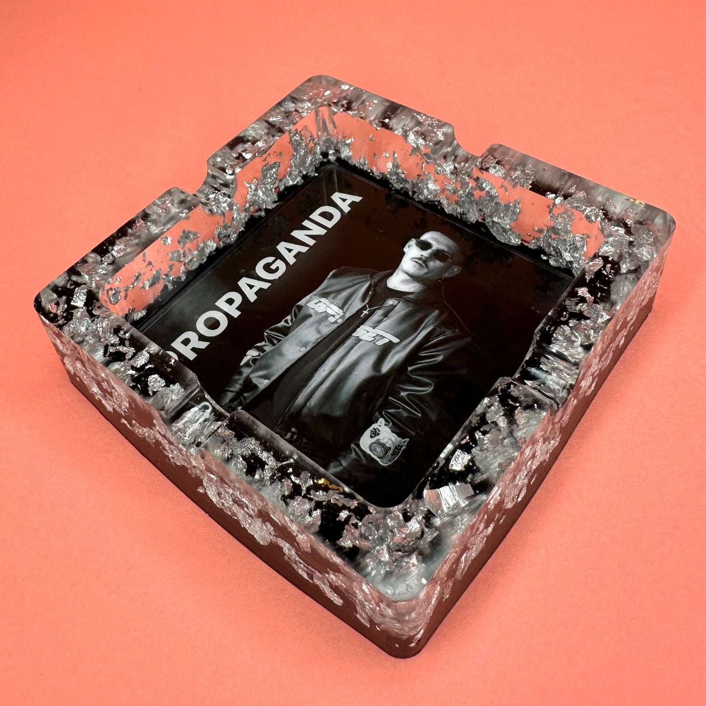 DA PERSONALIZZARE! Posacenere quadrato