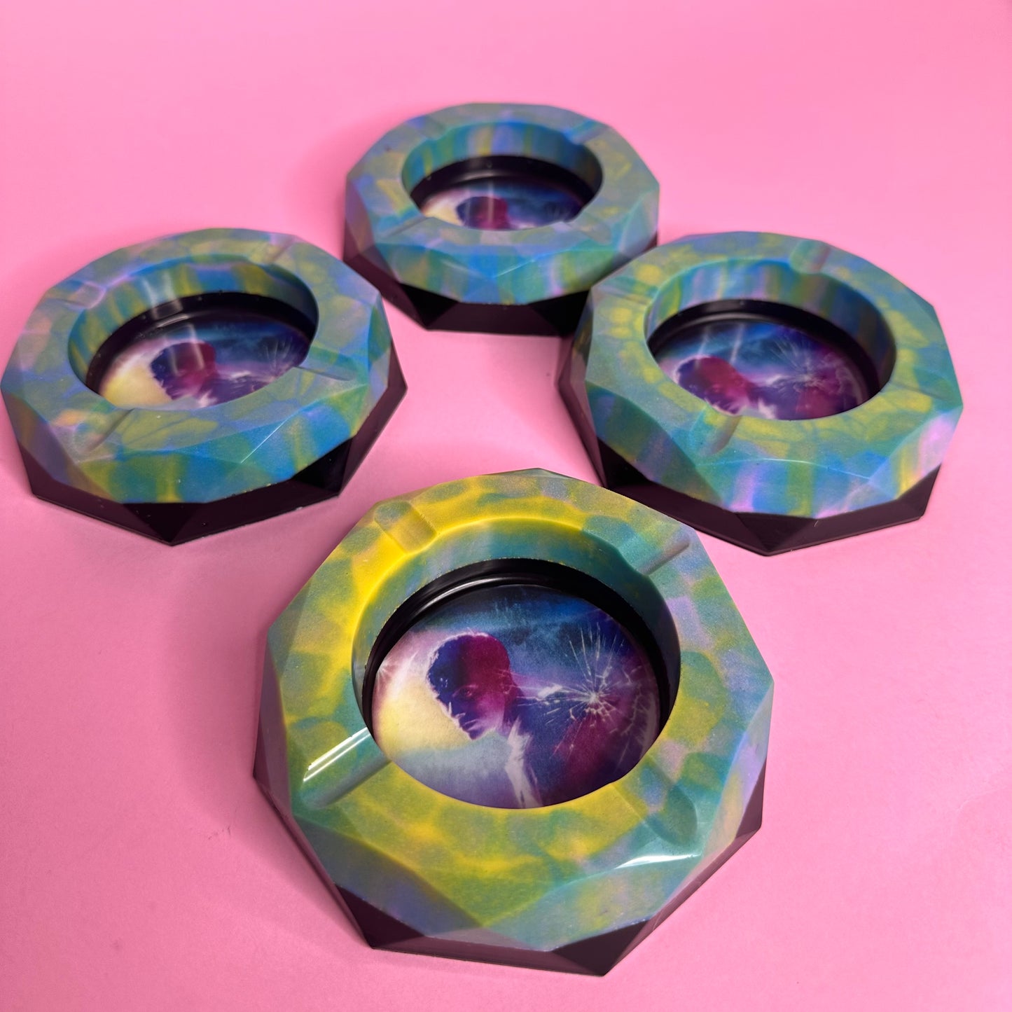 DA PERSONALIZZARE! Posacenere ottagonale grande