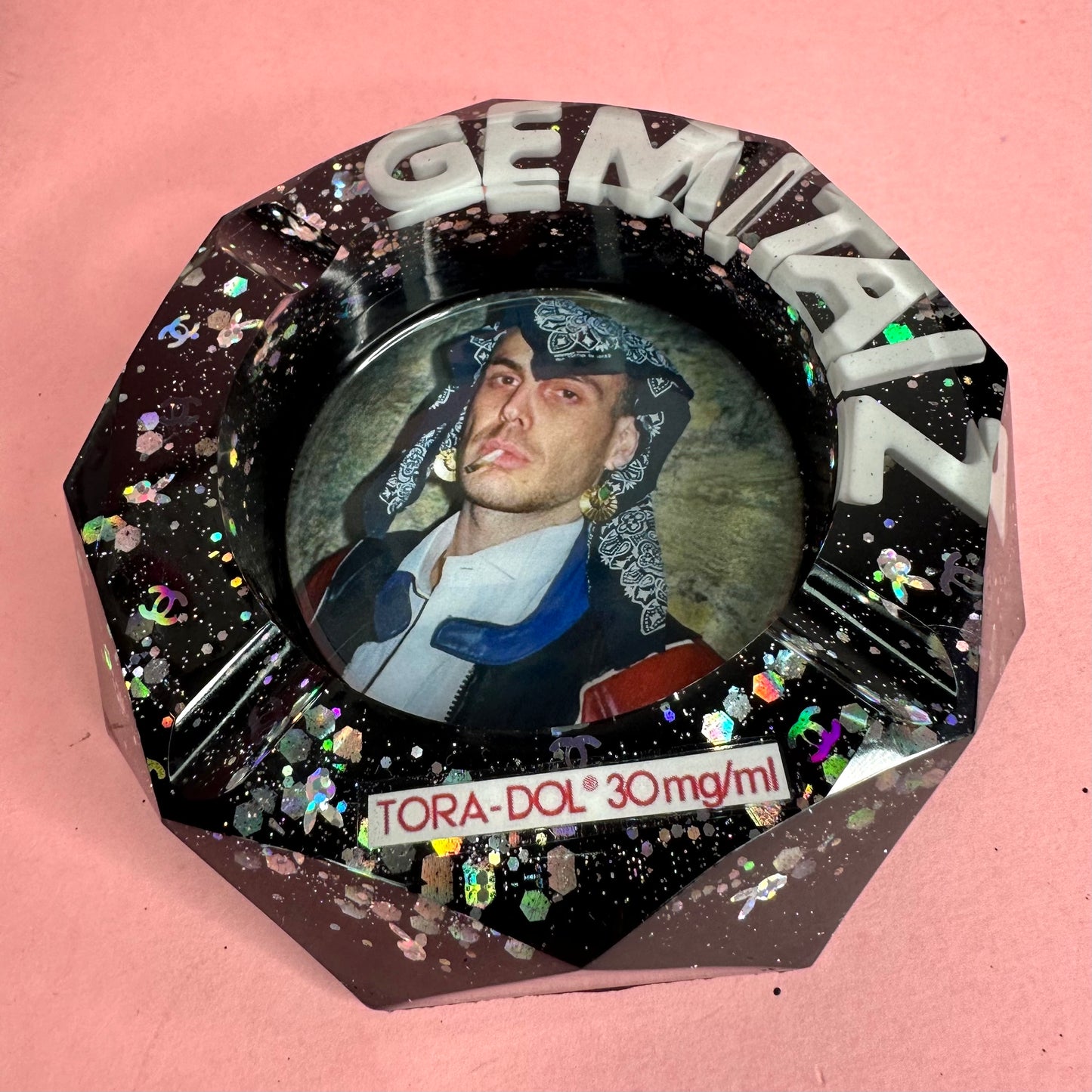 DA PERSONALIZZARE! Posacenere Ottagonale Personalizzato con Scritta 3D