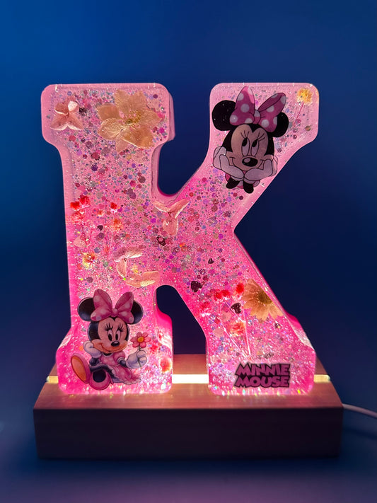 Lettera con base LED